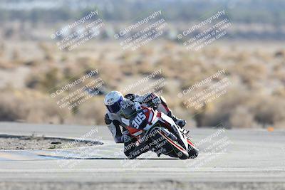 media/Dec-07-2025-CVMA (Sun) [[3e7d2de5dc]]/Race 12- Formula 40 MW and LW/